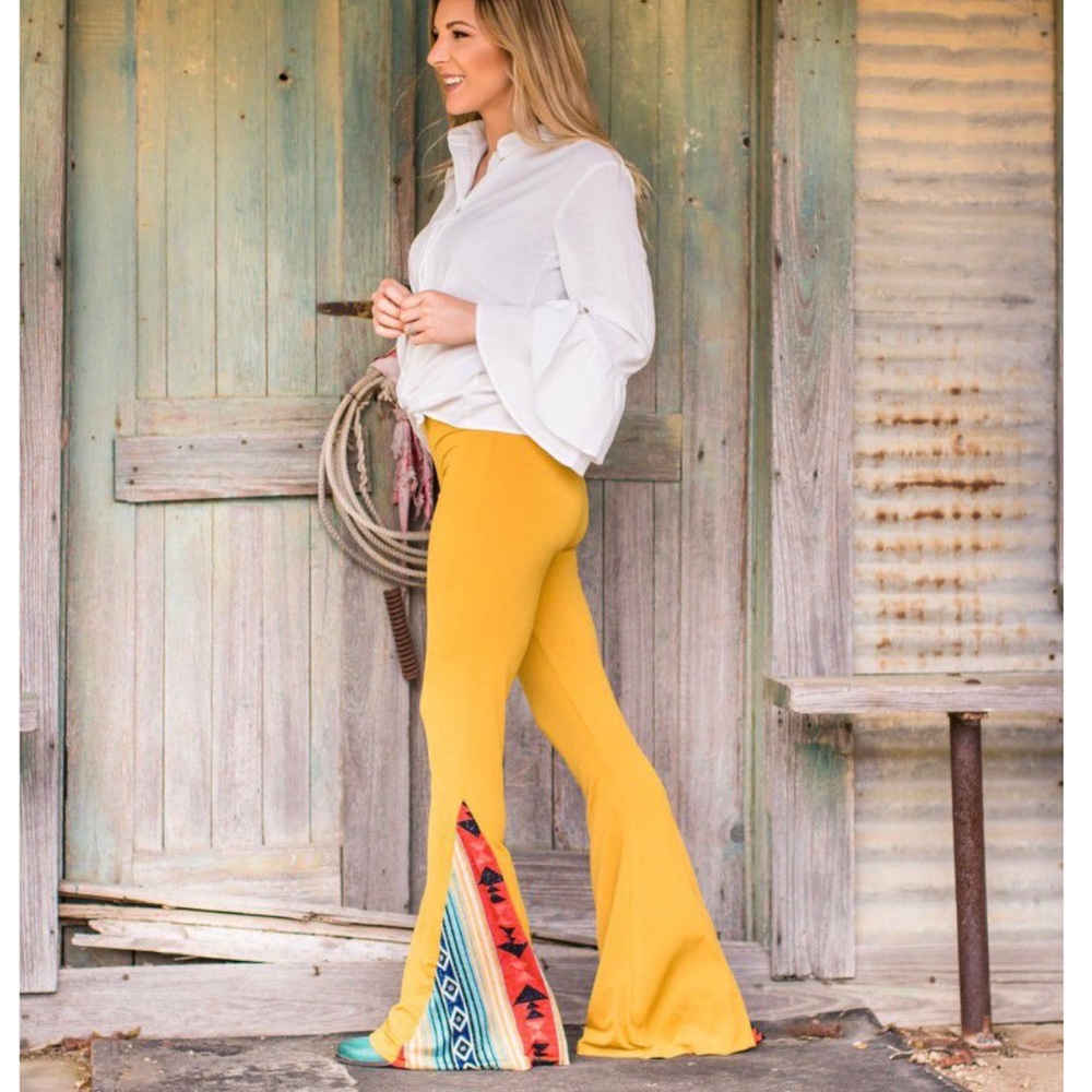 L&B Medium yellow aztec flare leg pants - Picture 1 of 8